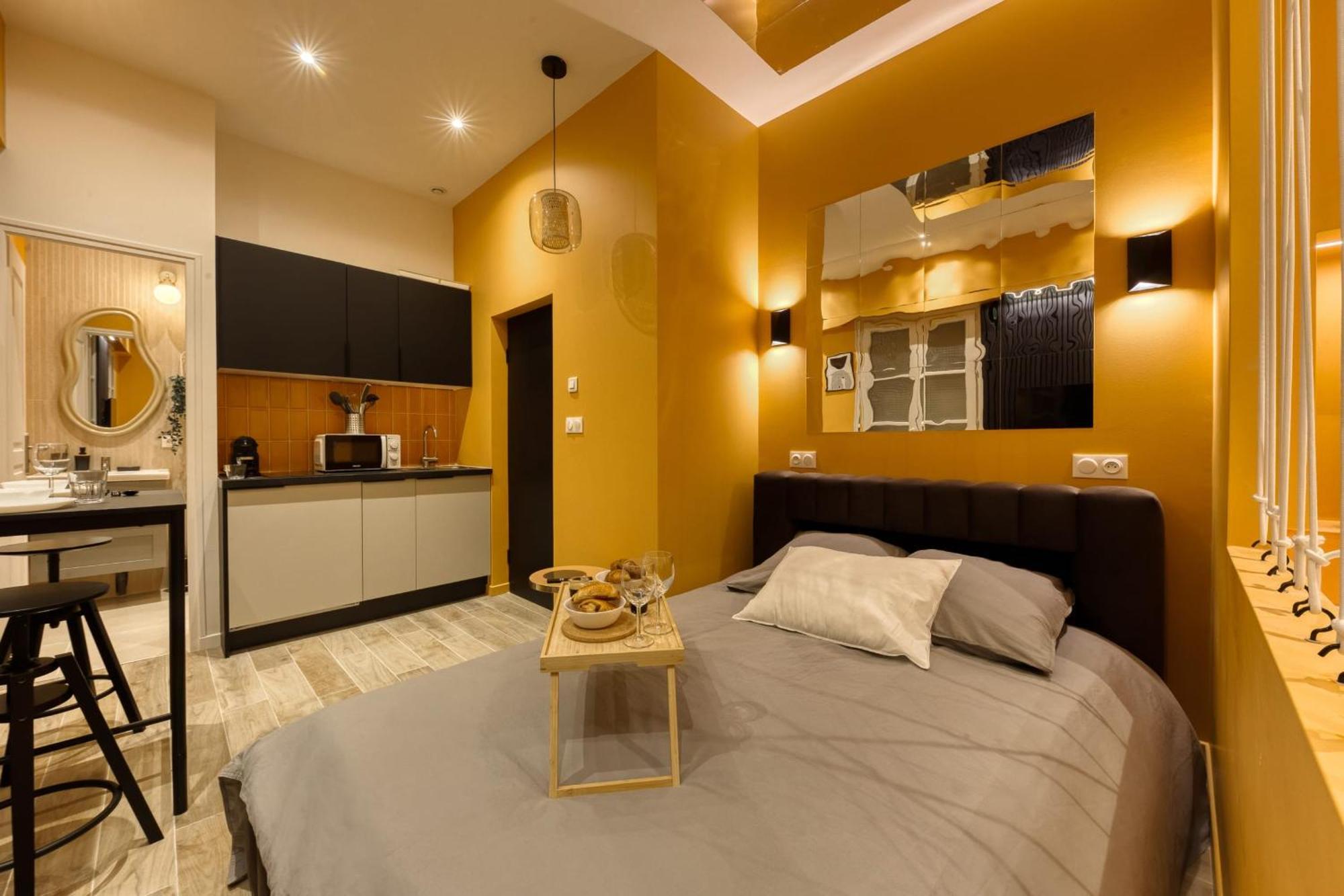 Deluxe Spa Suite Caramel Sweetness Melun Exterior photo